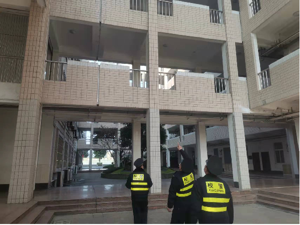 树牢底线思维 确保春季开学——四川省绵阳普明中学校园安全大排查