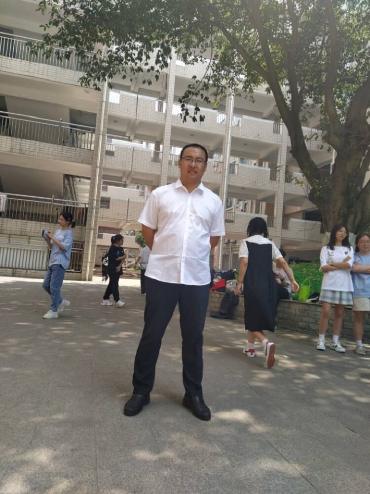 翟立鹏.jpg 翟立鹏.jpg