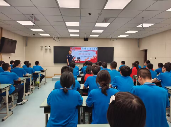 四川省绵阳普明中学消防安全知识讲座