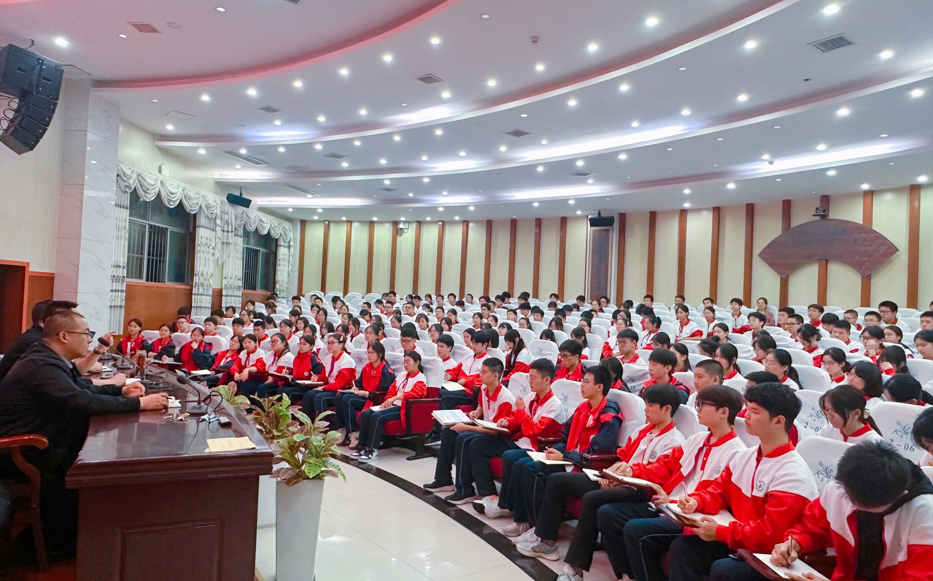 d6e06e89d18c2ff726d29808553e4dd5.png d6e06e89d18c2ff726d29808553e4dd5.png